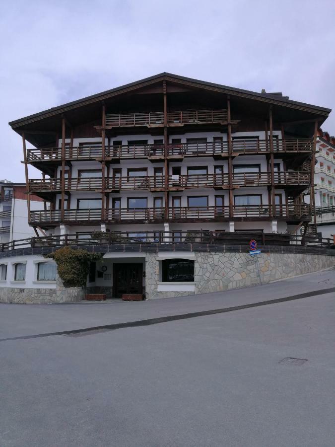 New Condominio Royal Sestriere Bagian luar foto